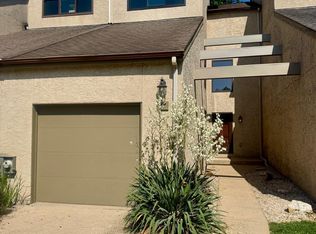 17 Falcon Ct, Wilmington, DE 19808