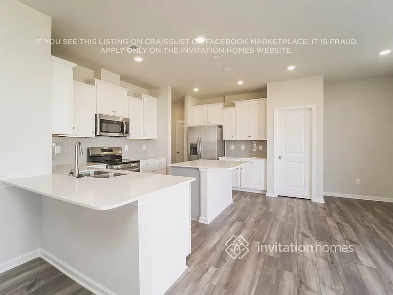 7346 Echoing Hills Ln — Photo 9