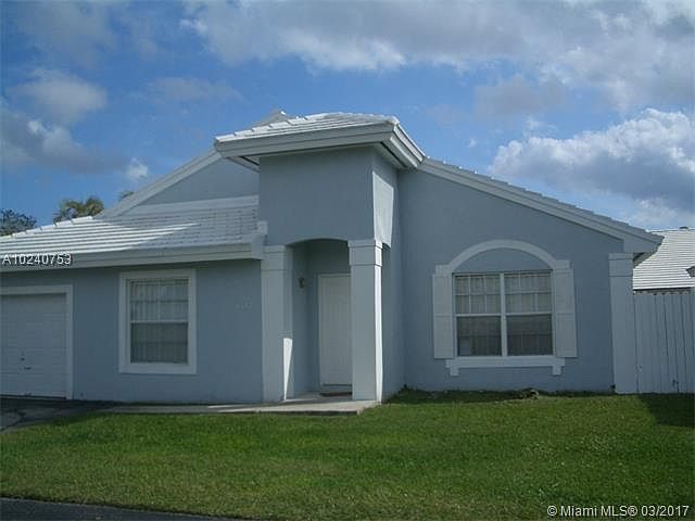 1st image of 6152 SW 114th Ct