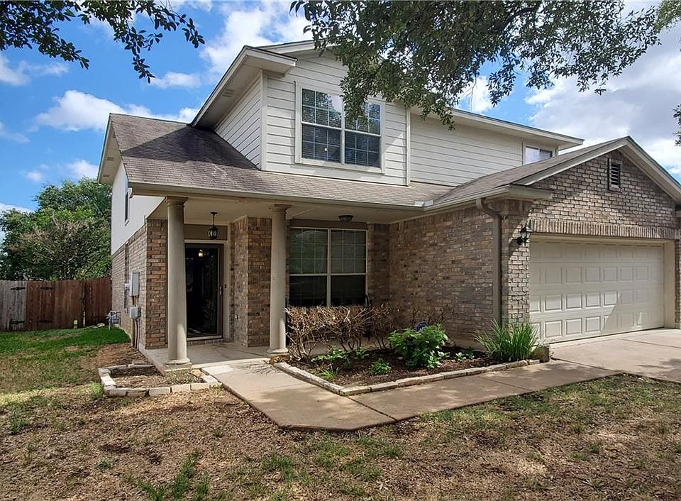 1st image of 3772 Castle Rock Dr