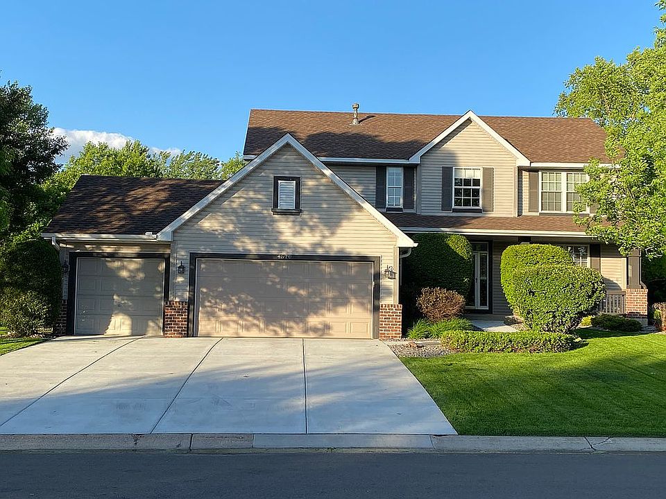 1st image of 4570 Queensland Ln N