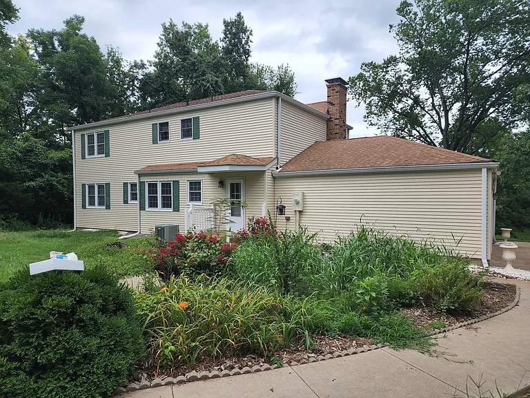 6211 Country Club Rd — Photo 1