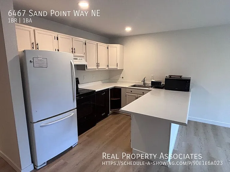 6467 Sand Point Way NE — Photo 11