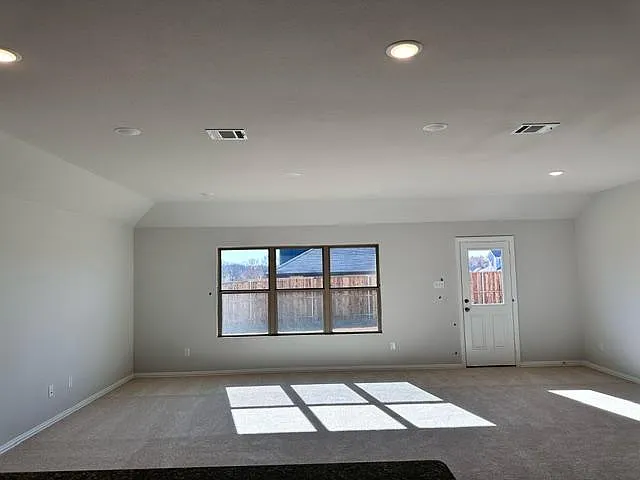 509 Brook View Dr — Photo 9