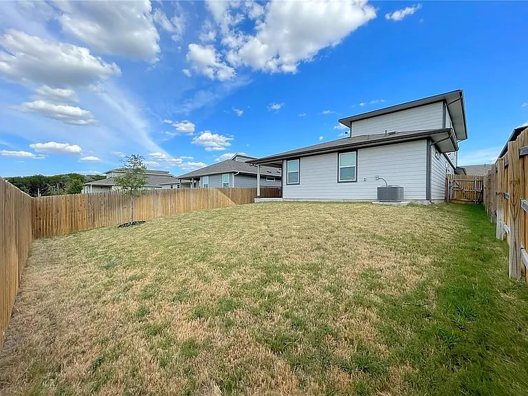 2316 Clemence Ln — Photo 29