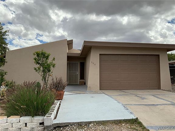 3rd image of 966 Citrus St