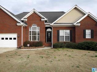 54 Easy St, Anniston, AL 36207