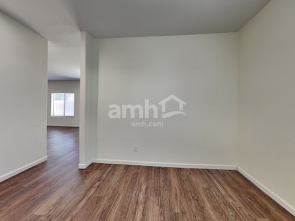 4th image of 10858 E Wallflower Ln