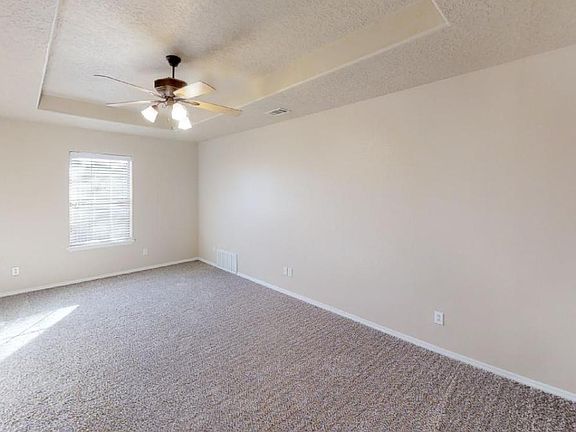 4th image of 732 W 18th St APT A