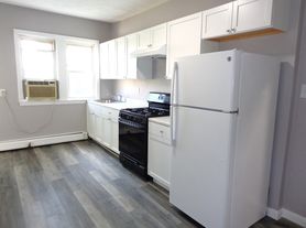 411 Mount Auburn St, Watertown, MA