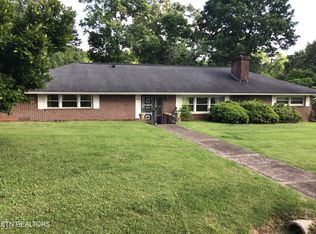 200 S Brancroff Cir, Knoxville, TN 37920