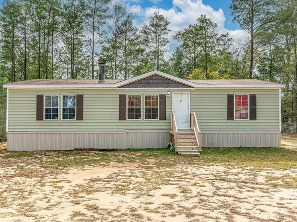 164 E Jonquil Ave, Defuniak Springs, FL 32433