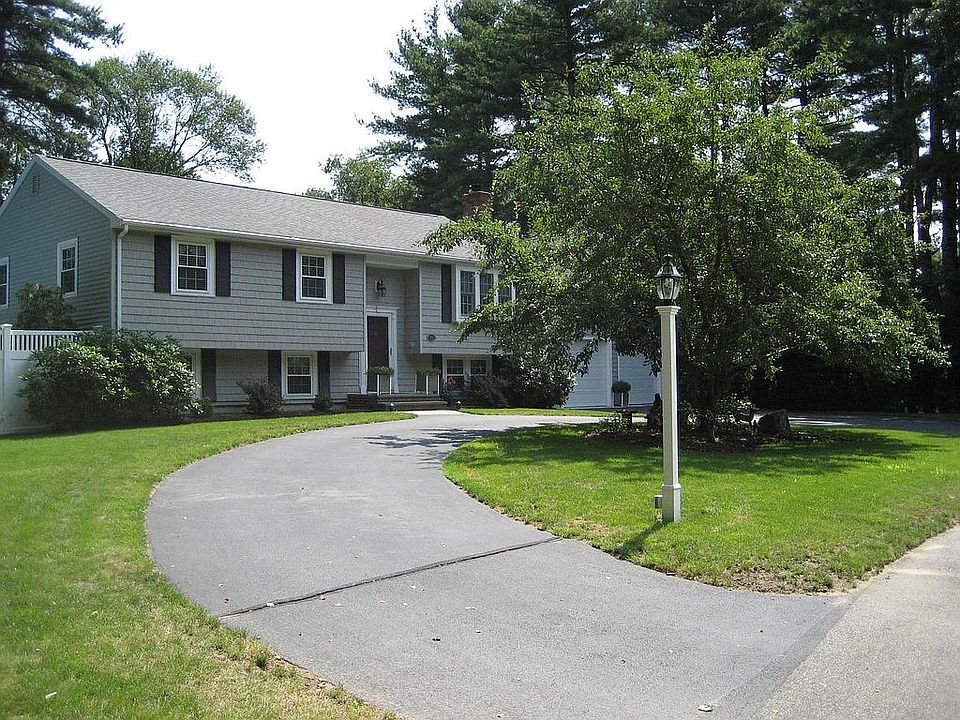 2nd image of 23 Evergreen Ln