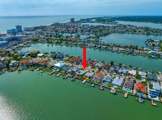 17043 Dolphin Dr, North Redington Beach, FL 33708