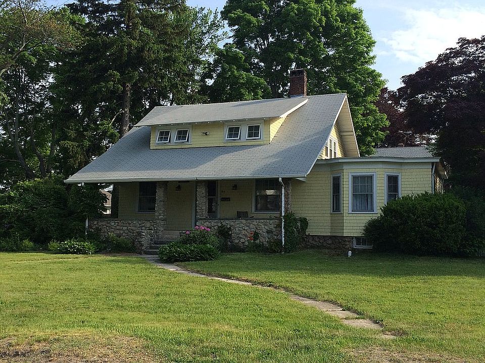 2nd image of 97 Olney Ave