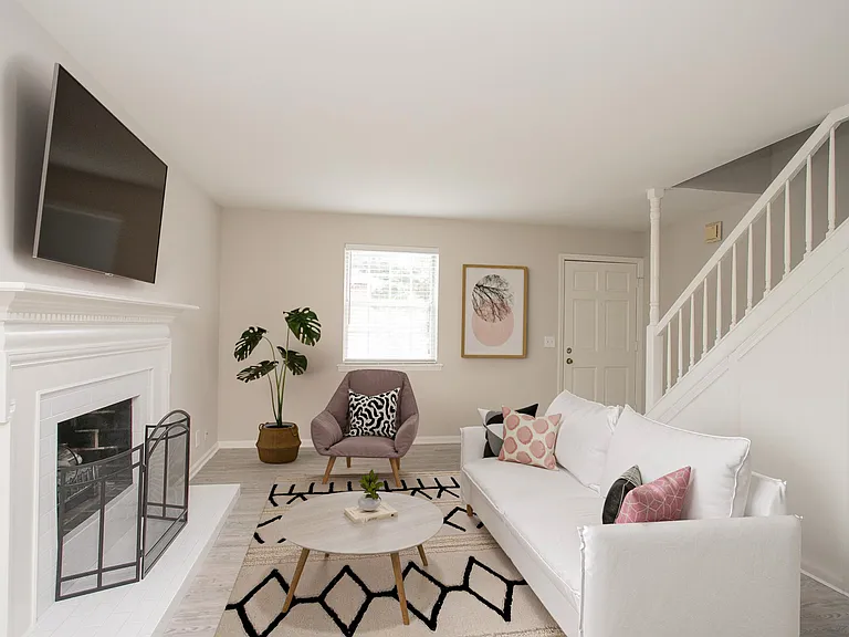 601 Boyd Mill Ave #P8 — Photo 1