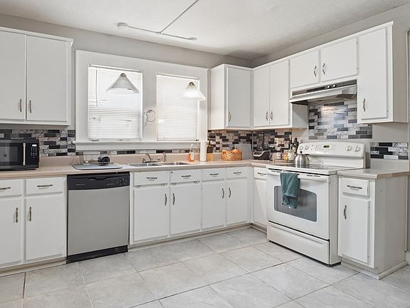 5th image of 1404 18th St