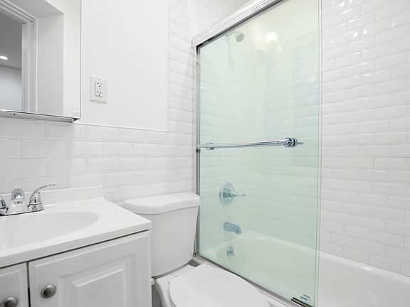 5th image of 524 W 143rd St APT 2