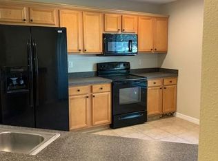 2425 Hibiscus Bay Ln, Brandon, FL 33511