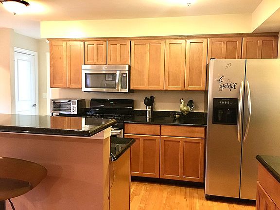 3rd image of 5417 Oakwood Dr