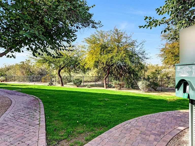 2950 W Louise Dr #206 — Photo 7