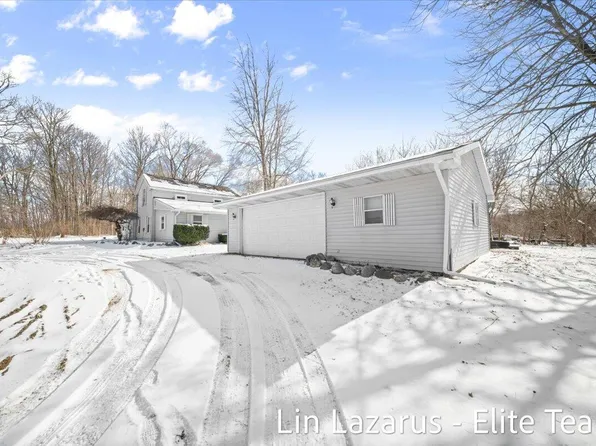 986 129th Ave, Shelbyville, MI 49344