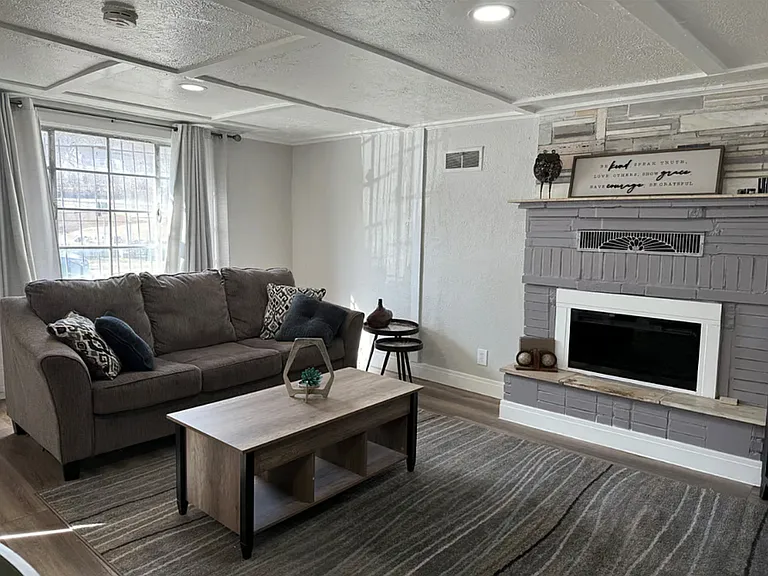 2501 N Tremont St #A — Photo 10