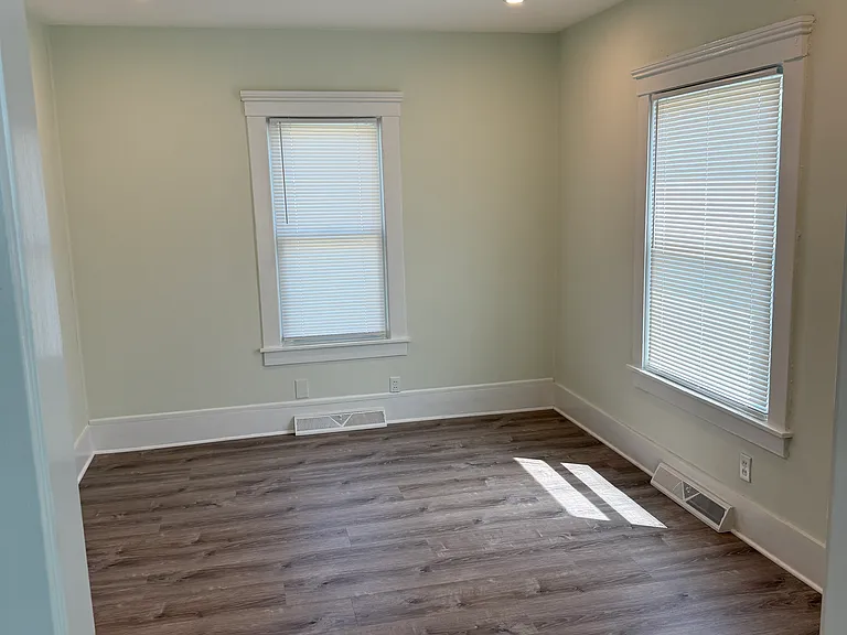 425 Cuyahoga St — Photo 4