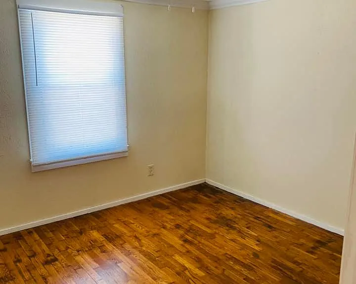 2118 Merriwether St — Photo 8