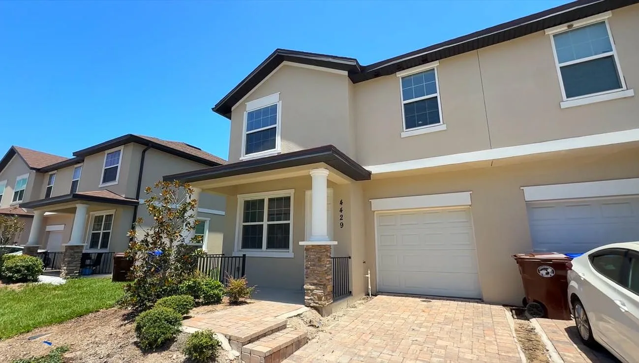 5 bed, 1650 sqft, $2,450 — Photo 2
