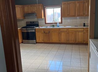 63 Plain St APT 2, Taunton, MA 02780