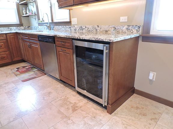4th image of 41084 N 2nd St