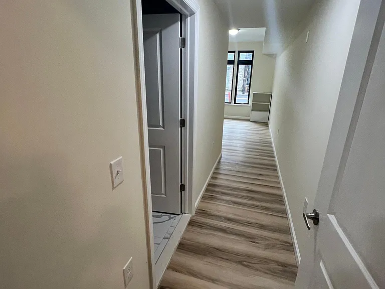 145 Bergen Ave #4 — Photo 13