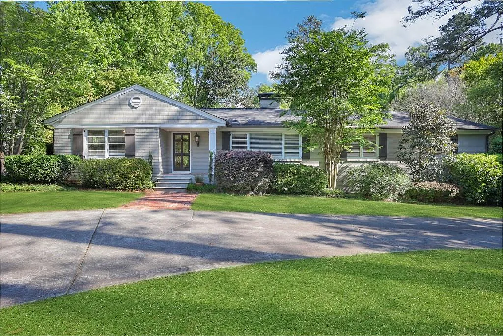 4 bed, 3.5 bath, 2445 sqft, $5,250 — Photo 3