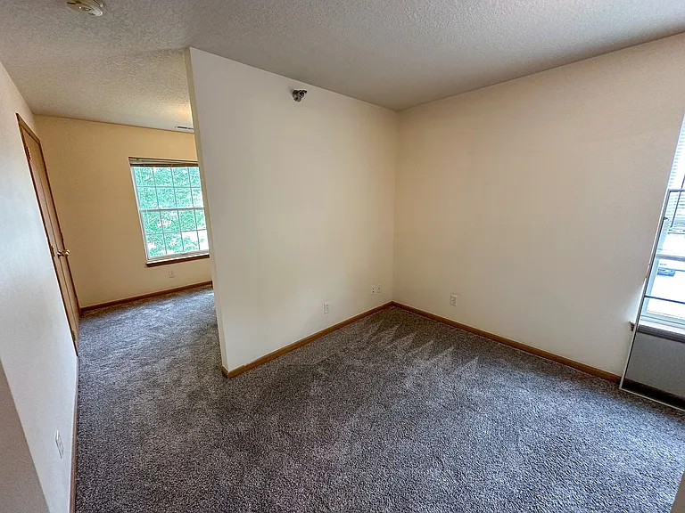 121 Beach Avenue — Photo 16