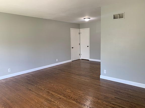 4th image of 1351 Aspen Dr
