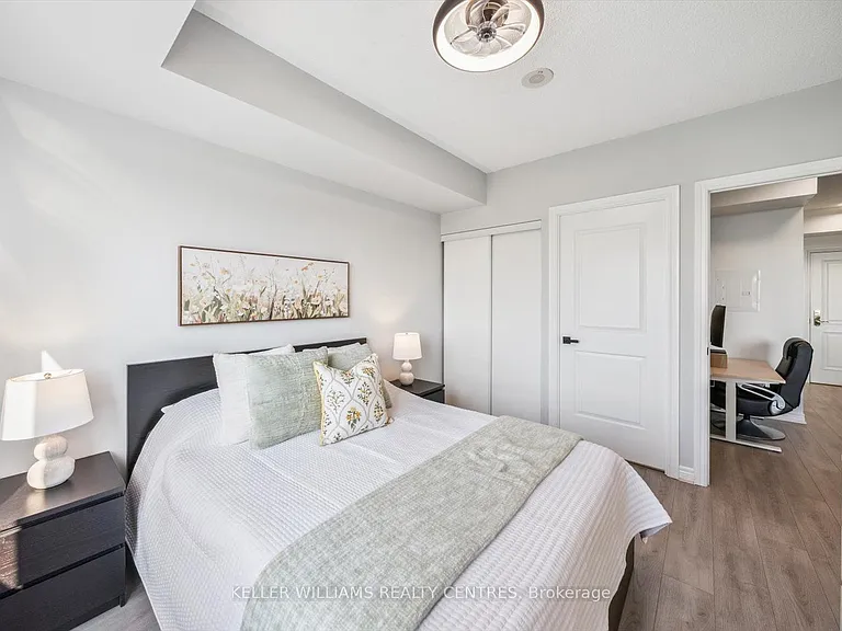 9245 Jane St #902 — Photo 12