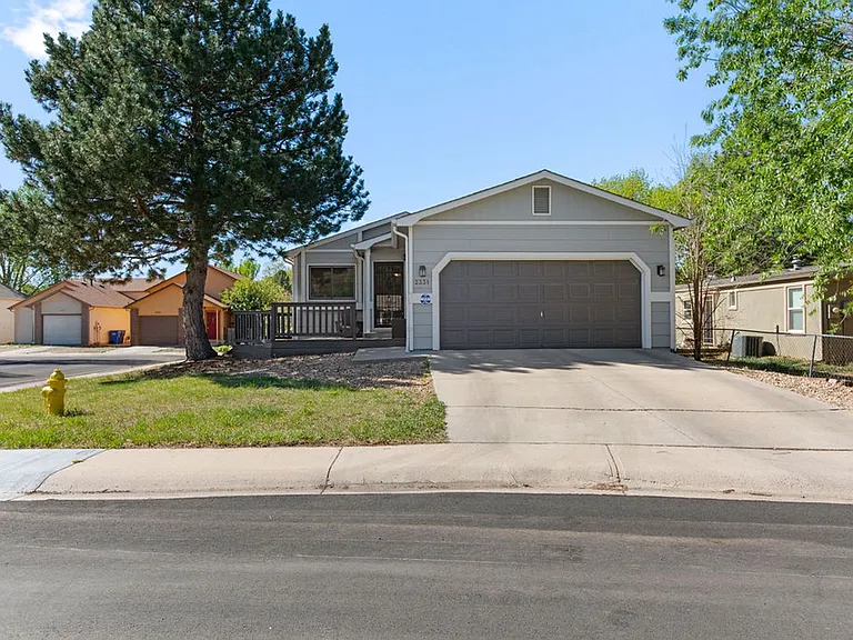 2331 Ponderosa Ct — Photo 1