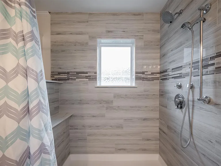 21415 Sweet Grass Ln — Photo 18