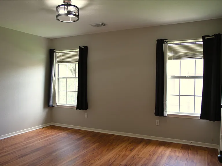 1235 Deer Ridge Dr — Photo 17