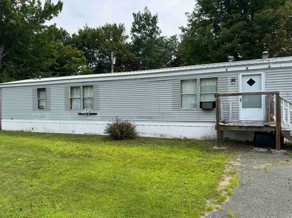 158 Oakwood Drive, Hyde Park, VT 05655