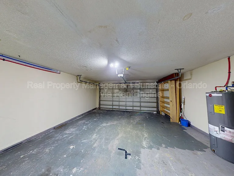 10025 Creekwater Blvd — Photo 6