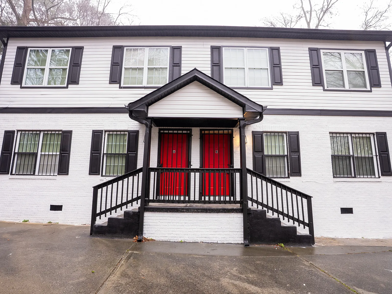 4 bed, 1235 sqft, $2,200 — Photo 1