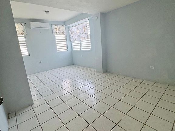 4th image of E Urb Brisas Del Mar