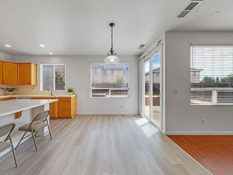 8739 Whitehouse Rd — Photo 16