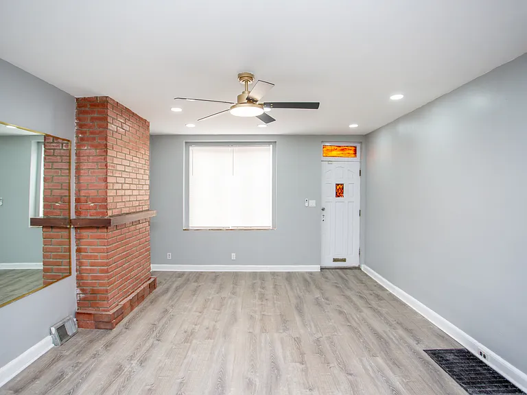 2465 N Garnet St — Photo 35