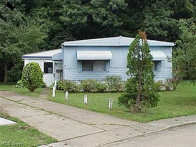 1st image of 135 Paradise Blvd
