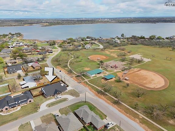 3rd image of 304 Mariners Way