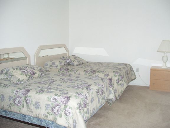 5th image of 2505 Hamlet Ln