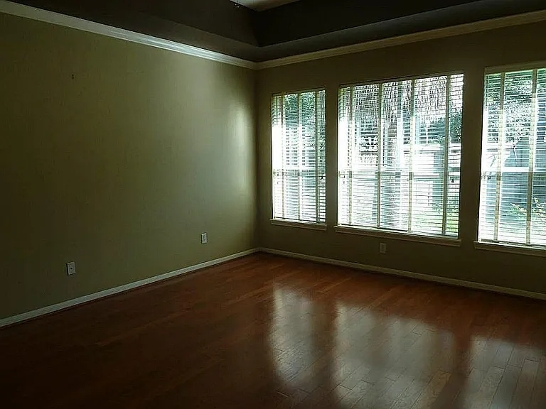 22554 Bristolwood Ct — Photo 8